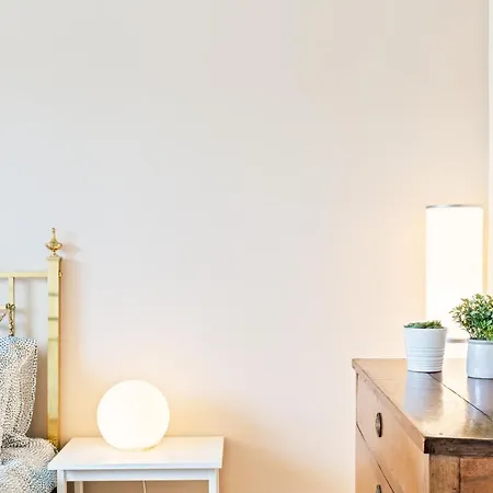 Appartement Colorful Flat With Garage *