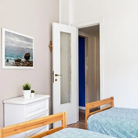 Colorful Flat With Garage Chiavari